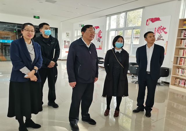 志广91香蕉破解版app快讯：北京电视台现场报道，员工接种第三针疫苗